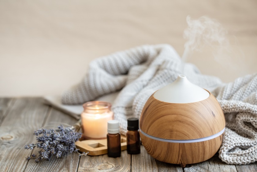 Aromatherapy with lavender essential oil using a diffuser