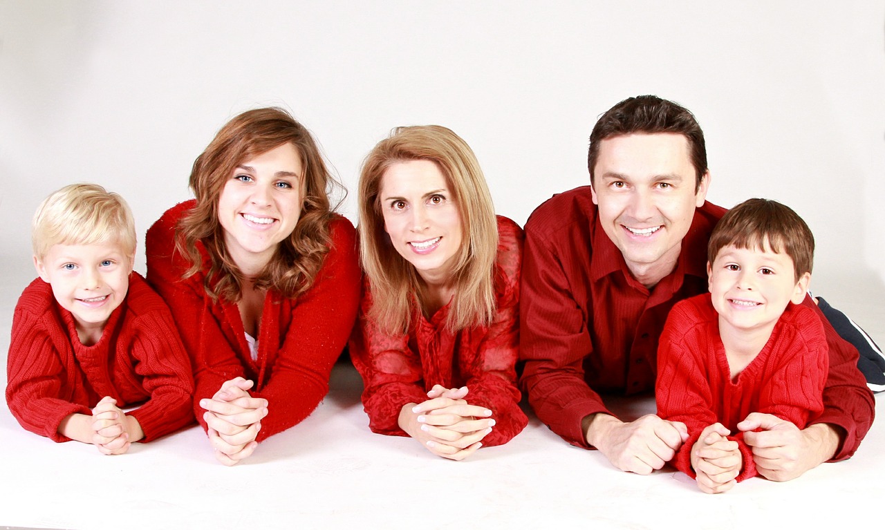 Family, red clothes, dad, mother, three children, daughter and two boys