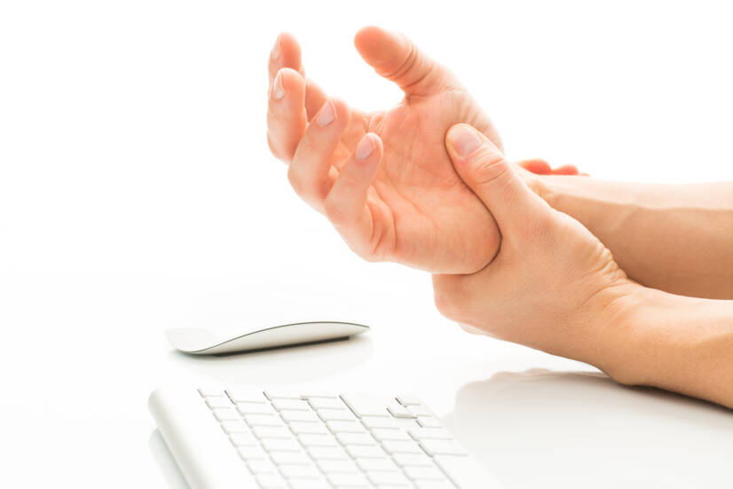 Carpal Tunnel Syndrome: Causes, Manifestations and Treatment