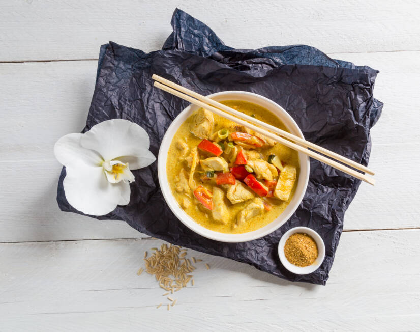 Healthy chicken curry with coconut milk? Here's a simple recipe