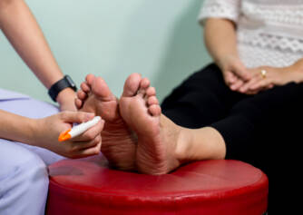 What is diabetic neuropathy and what are its symptoms or complications?