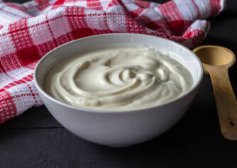 How to make Greek yoghurt at home? Here is the recipe and its health benefits