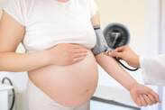 What is preeclampsia? Is it a risk for pregnancy? Symptoms up to eclampsia