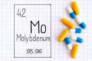 Molybdenum: What are its effects on the body? Food sources + symptoms of deficiency and excess