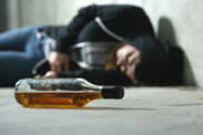 Alcohol poisoning, vomiting and other symptoms, what is the first aid?